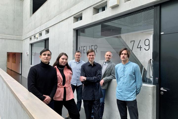 Zleva - Erik Sovet, Daria Vlasova, Ing. Libor Hrdoušek, Maxim Petricov, doc. Ing. arch. Radek Lampa, Daniil Soloviev